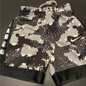 Nike Black and White Patterned Shorts, Boy's Medium